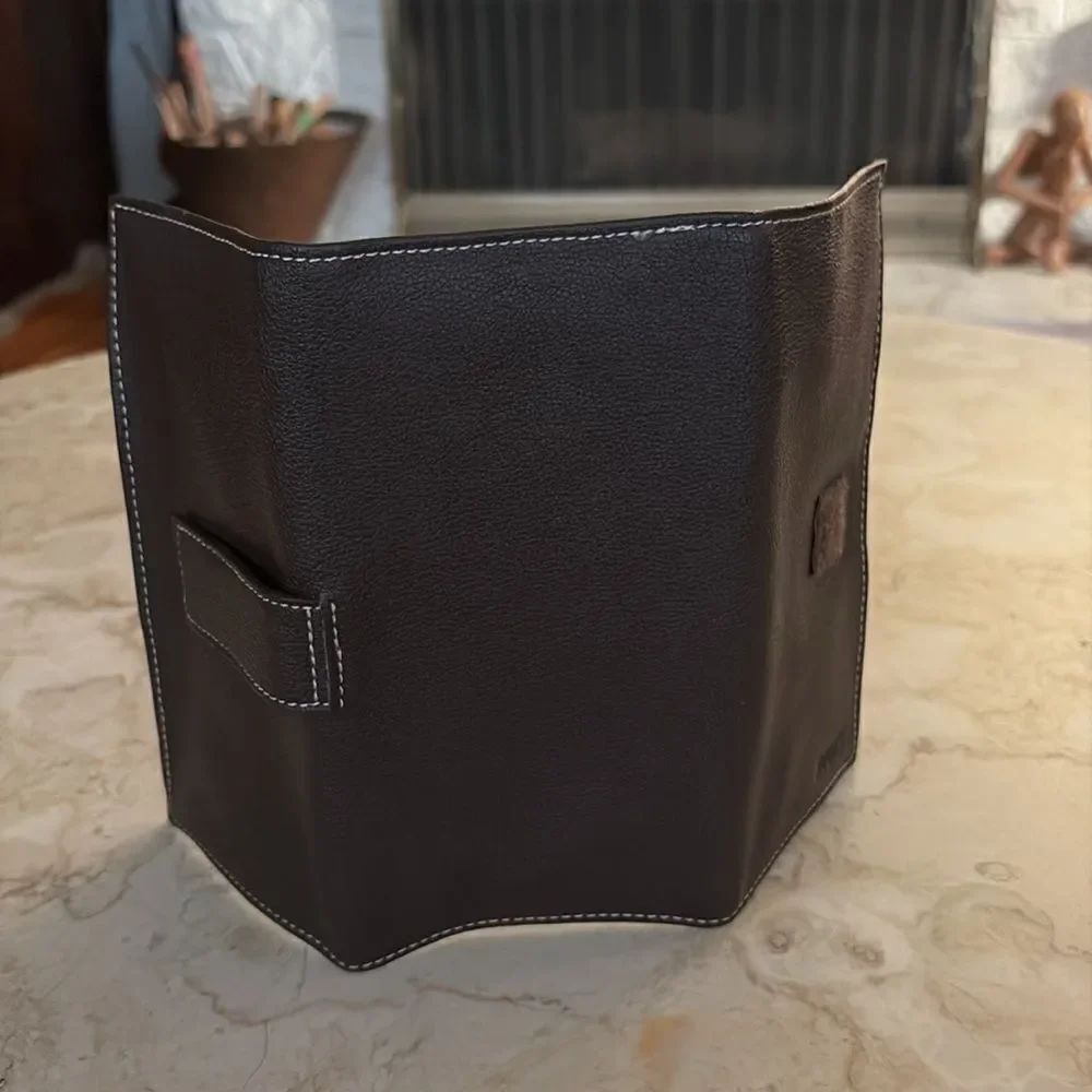 NWT Roots Vinyl Urban Carry All - Picture 12 of 12